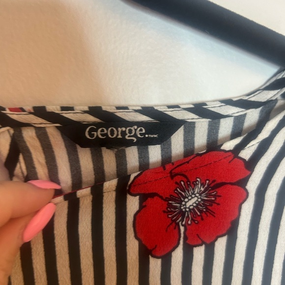 GEORGE size M women’s blouse, black and white stripe with red poppy print - Picture 3 of 6